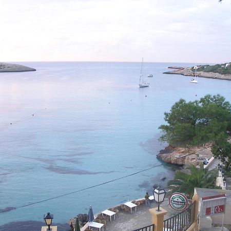 Es Grop Apartments Portinatx Luaran gambar