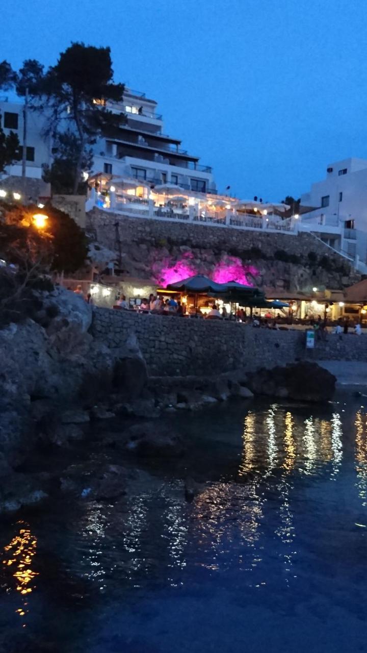 Es Grop Apartments Portinatx Luaran gambar